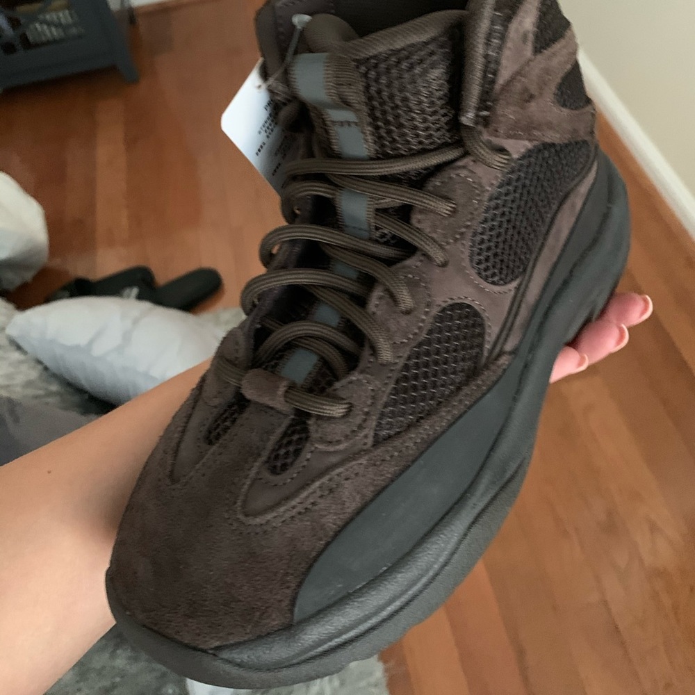 Yeezy Dsrt boots